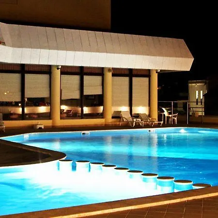 Magnolia Mar فندق 3*