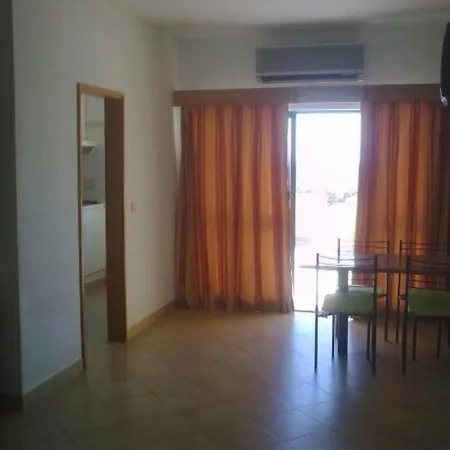 فندق Magnolia Mar 3*